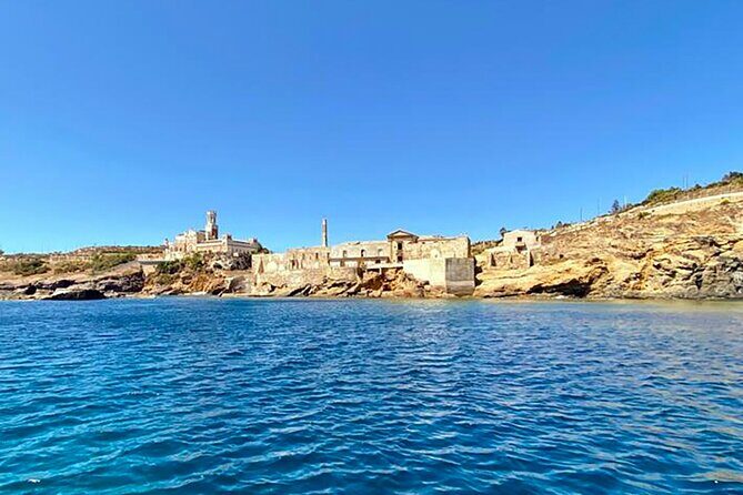 Avola: Group Boat Tour Vendicari Capopassero and Aperitif - FAQs