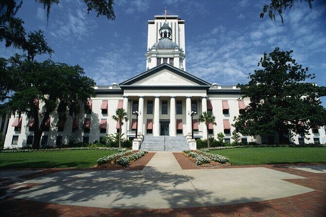Awesome Scavenger Hunt: The Best of Florida's Capital - A Closer Look at the Tallahassee Scavenger Hunt Experience