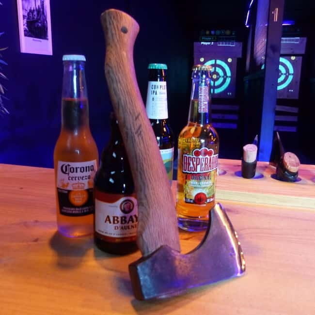 AXE THROWING TENERIFE - A Closer Look at the Experience