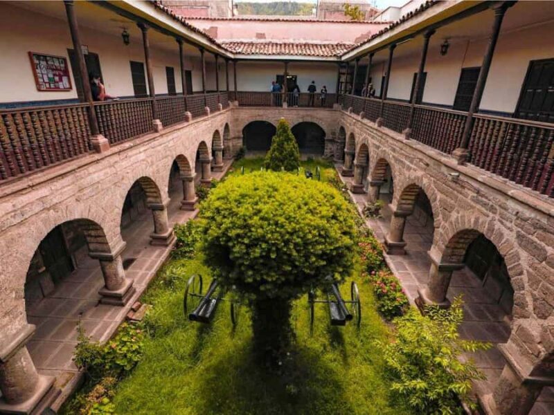 Ayacucho: Colonial Temples | Altarpieces and Architecture | - The Value of the Experience