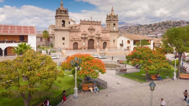 Ayacucho: Colonial Temples, Altarpieces and Architecture - Key Points