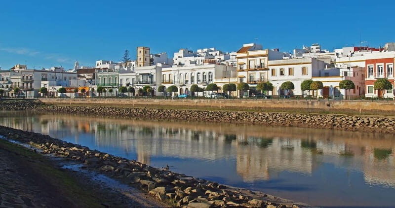 Ayamonte: Tapas, Traditions & Local Insights Walking Tour - A Deep Dive Into the Ayamonte Walking Tour