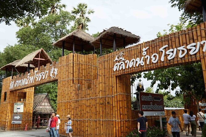 Ayutthaya Floating Market Admission Ticket with Transfer - FAQ