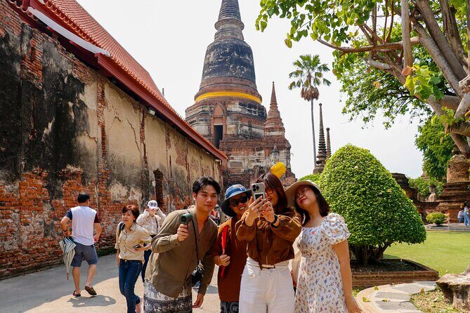 Ayutthaya Summer Palace and Temples Day Tour from Bangkok - FAQ