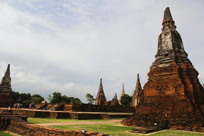 Ayutthaya Sunset Boat Ride & Famous Attraction From Bangkok - A Sunset Adventure in Ancient Ayutthaya: What You Need to Know