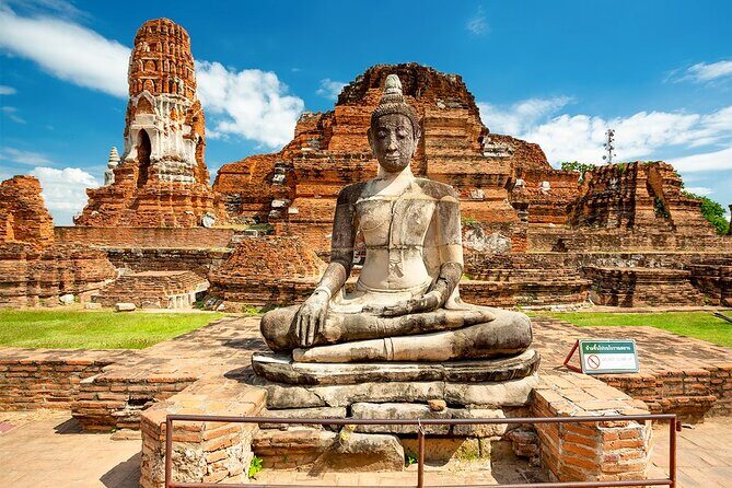 Ayutthaya Temples & Local Candy Tasting Private Tour (RotiSaiMai) - Key Points