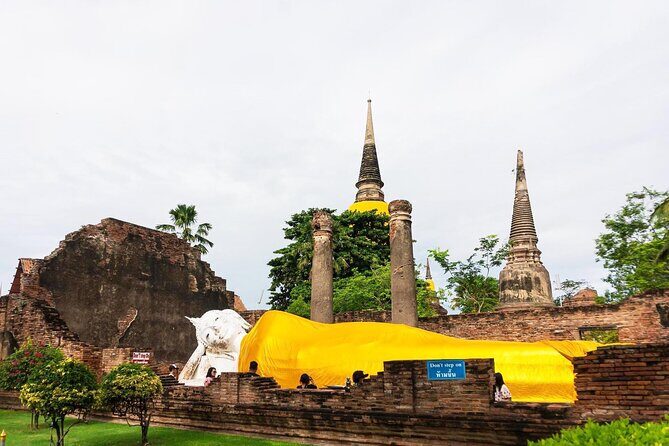 Ayutthaya Temples & Local Candy Tasting Private Tour (RotiSaiMai) - Practical Considerations