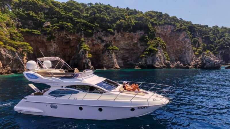 Azimut 43 Fly Private Boat Tour - FAQ