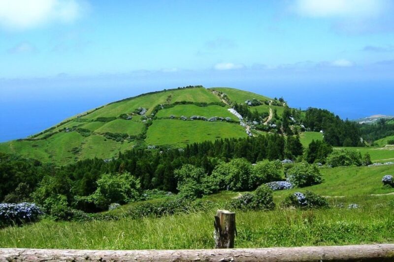 Azores: Sete Cidades Scenic Jeep Tour from Ponta Delgada - Exploring São Miguel: A Closer Look at the Jeep Tour