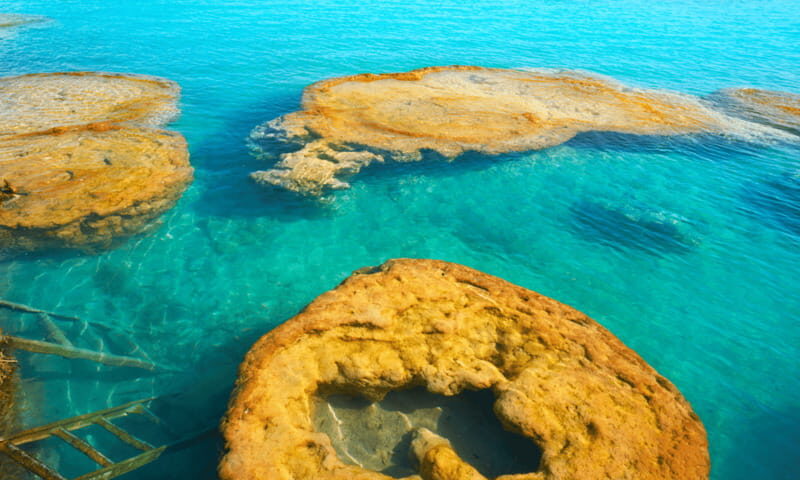 Bacalar: Lagoon, Pirate Canal, Stromatolite Day Trip w/Lunch - San Felipe Fort and Local History
