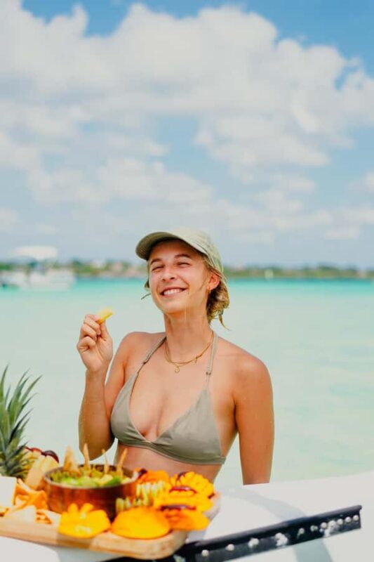 Bacalar: Private Catamaran Tour with Beers, Guacamole, and Photos - Key Points