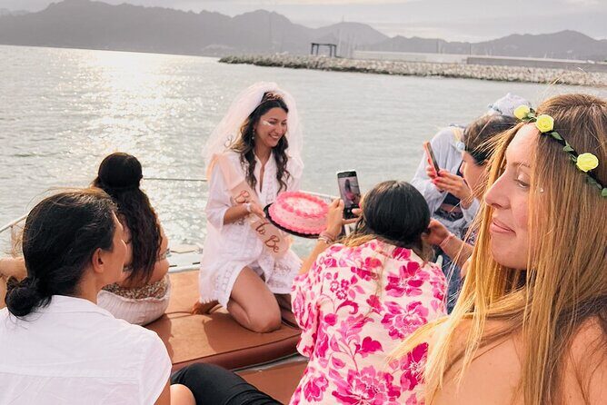 Bachelorette party, boat party in Salerno with aperitif and tapas - Final Thoughts