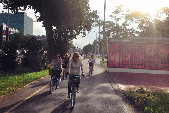 Back to Socialism Bike Tour - A Closer Look at the Back to Socialism Bike Tour