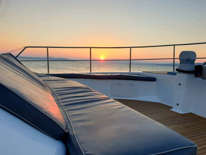 Back to the '80s Disco Cruise Ammouliani Round Tour - Discover the Back to the 80s Disco Cruise Ammouliani Round Tour