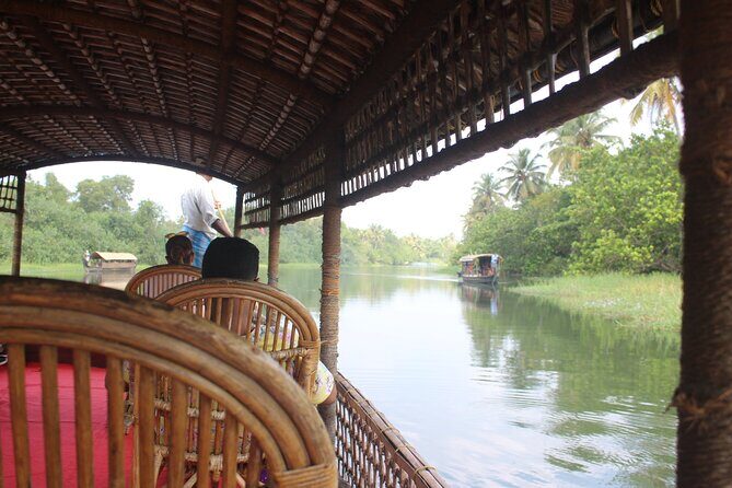 Backwater Village Life Tour from Kochi Country Boat: Local Lunch - Who Should Consider This Tour?