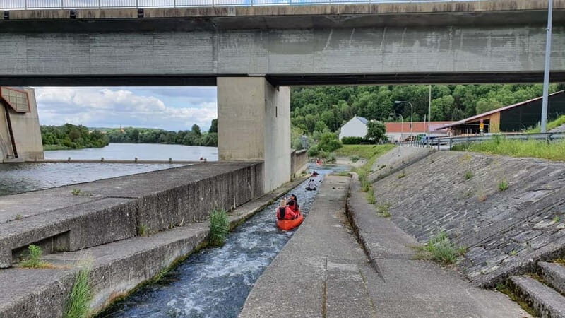 Bad Abbach: Canoeing Tour with Aperol Spritz & Pinsa - Experience the Charm of Bad Abbach: Canoeing Tour with Aperol Spritz & Pinsa