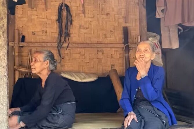 Baduy Tribal Tracker and Village in Private Tour Full Day & Lunch - Key Points
