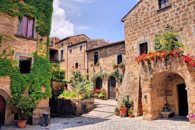 Bagnoregio & Orvieto Day Trip from Rome with Wine Tasting & Lunch - FAQ