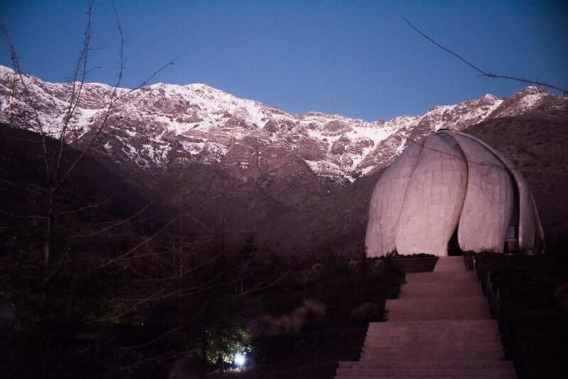 Baháí Temple, Winery and Lapis Lazuli + Private Transport - Who Should Choose This Tour?