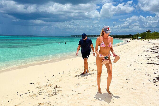 Bahía de las Águilas + The Bauxite Mine, ALL INCLUSIVE - Who Should Consider This Tour?