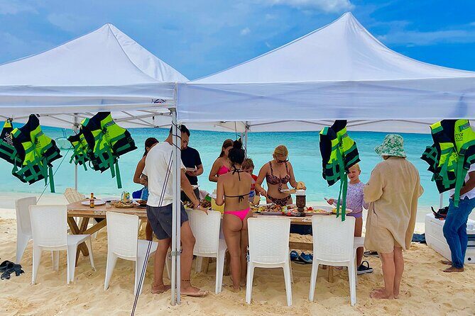 Bahía de las Águilas + The Bauxite Mine, ALL INCLUSIVE - FAQ