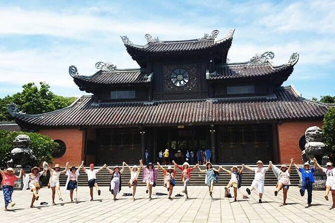 Bai Dinh Pagoda, Trang An boat and Mua Cave Limousine from Hanoi - Key Points