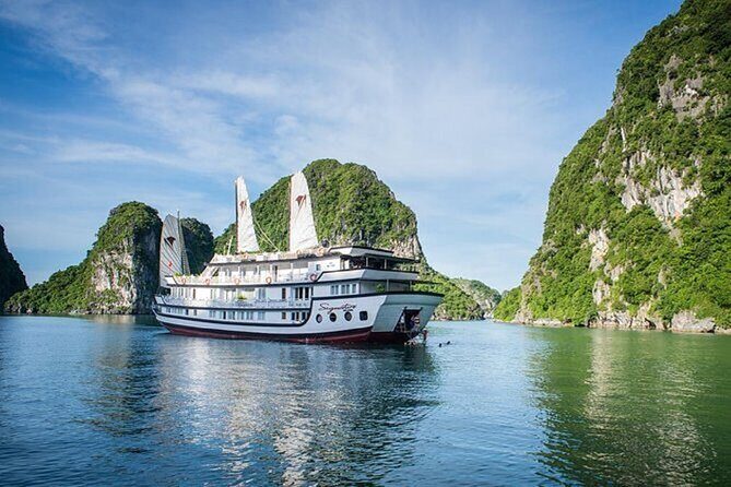 Bai Tu Long Bay 2 Day 1 Night Cruise - The Complete Guide to Bai Tu Long Bay 2-Day, 1-Night Cruise