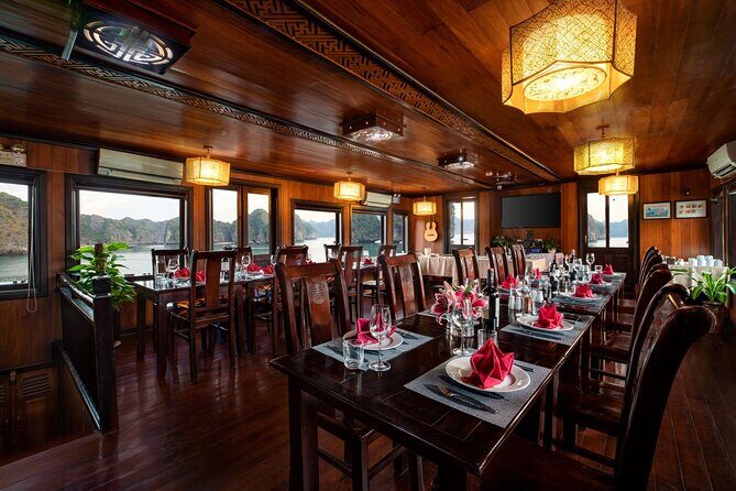 Bai Tu Long bay Deluxe cruise 2D1N: fishing villages, meals, cave, kayaking - An In-Depth Look at Bai Tu Long Bay Deluxe Cruise