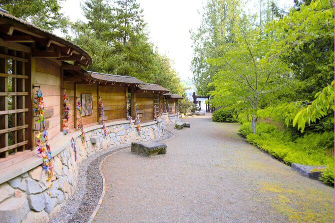 Bainbridge Island Discovery Tour - Key Points