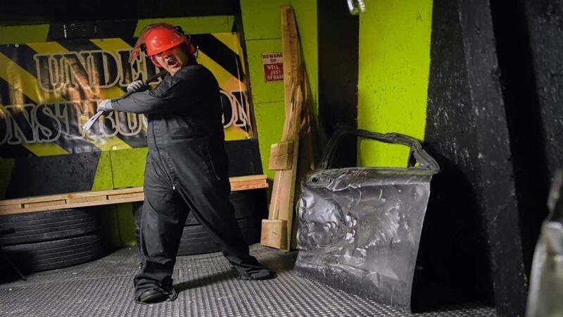 Bakersfield: Rage Room Experience - Key Points
