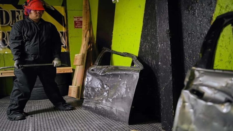 Bakersfield: Rage Room Experience - A Closer Look at Bakersfield’s Rage Room Experience