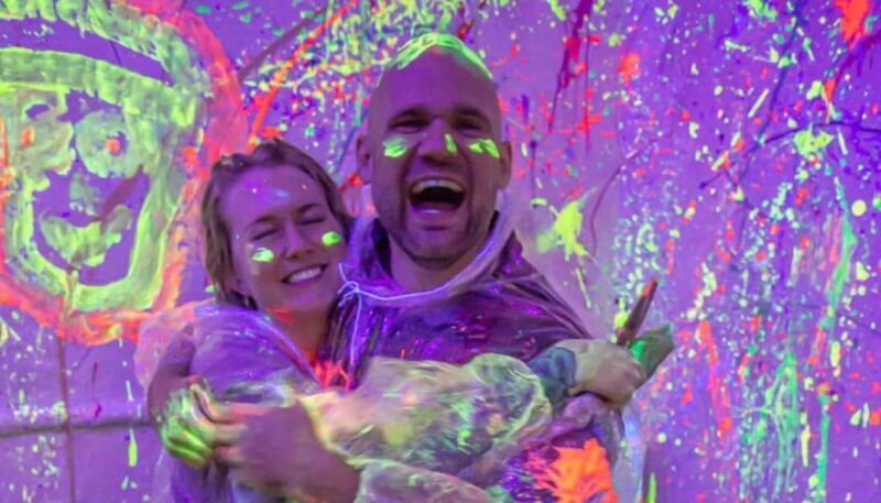 Bakersfield: Splatter Paint Room Experience - A Closer Look at the Bakersfield Splatter Paint Room