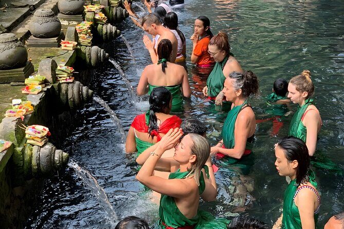 Bali: Barong Dance, Rice Terrace, Volcano, Temple, Waterfall Tour - FAQs