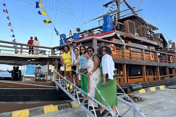 Bali Dinner Cruise & Uluwatu Temple Experience (Private & All-inclusive) - Bali Dinner Cruise & Uluwatu Temple Experience (Private & All-inclusive): A Detailed Review