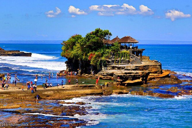 Bali Half-Day TANAH LOT SUNSET, Taman Ayun Temple with Dinner - A Detailed Look at the Tour Experience