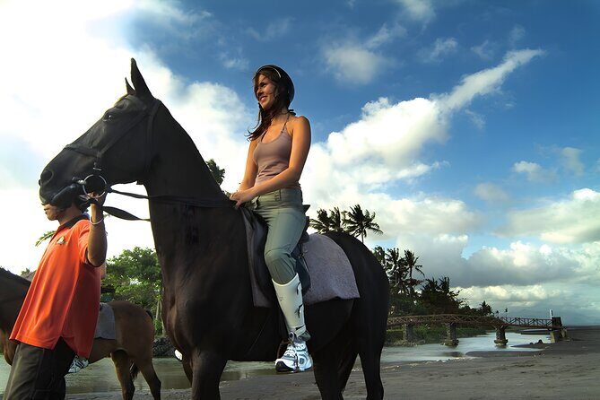Bali Horse Riding in Saba Bay for 1 Hour with Pick Up Service - Key Points