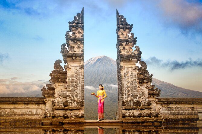 Bali Instagram Tour - Lempuyang Bali Gate of Heaven - A Deep Dive into the Bali Instagram Tour