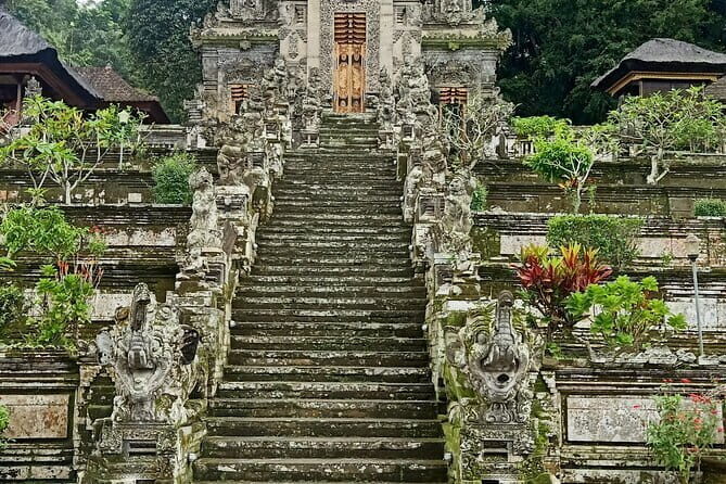 Bali Private Mystic Death Tour In Trunyan - Visiting Bayung Gede Village: Treating the Placenta