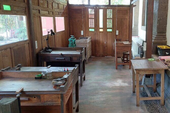 Bali Silver Jewelry Class with Your Own Design for 3 Hours - FAQs