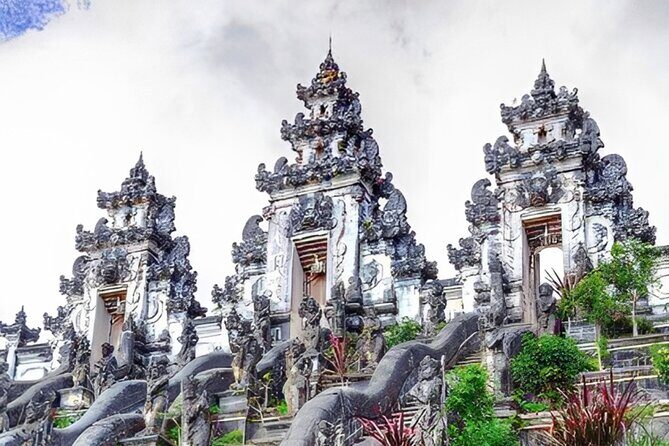 Bali Snorkeling Tour At Blue Lagoon with Gate of Heaven Temple - Lempuyang Temple: A spiritual pinnacle