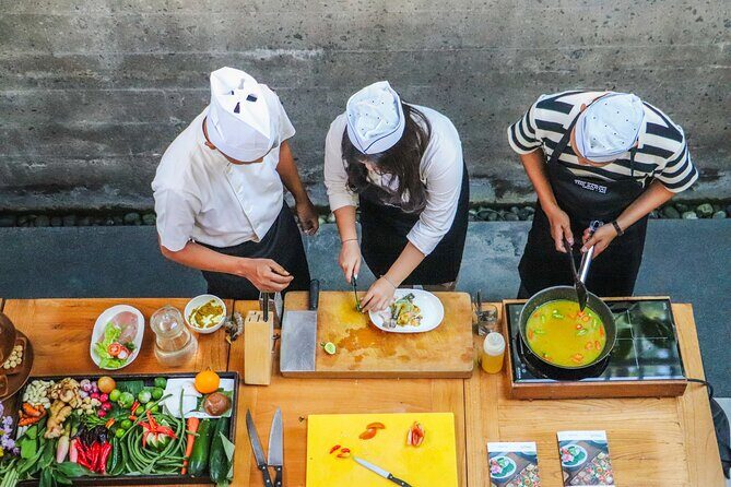 Balinese Cooking Class at The Santai Umalas Kerobokan - Discovering Balinese Flavors at The Santai Umalas Kerobokan