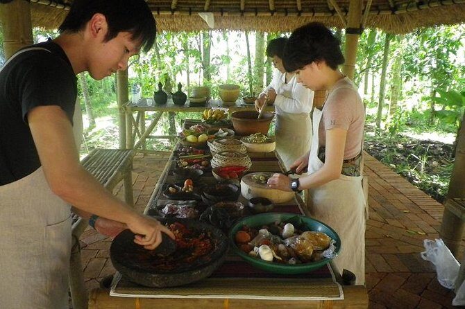 Balinese Cooking class with traditional morning market visit - Who Will Love This Experience?