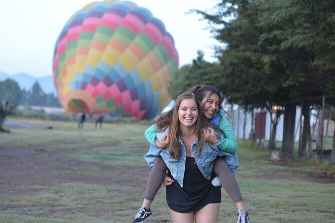 Balloon Flight + Breakfast in a cave + Pick up CDMX + Pyramids - An In-Depth Look at This Teotihuacan Tour