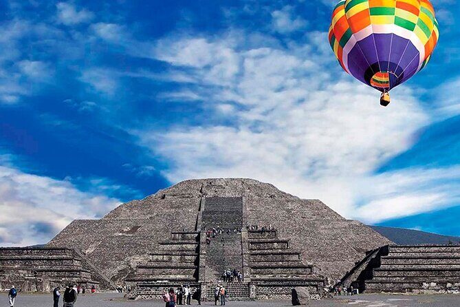 Balloon Flight in Teotihuacan From CDMX 2 Days 1 Night - Transportation and Group Size