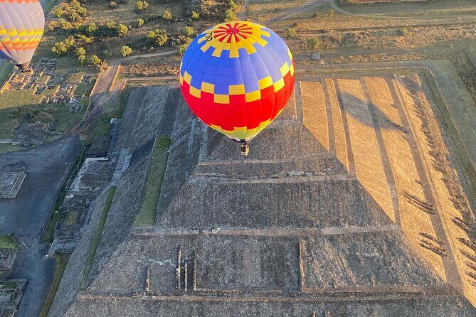 Balloon Flight with Pick Up on CDMX + Breakfast + Pyramids - Experiencing Mexico’s Ancient Pyramids from the Sky