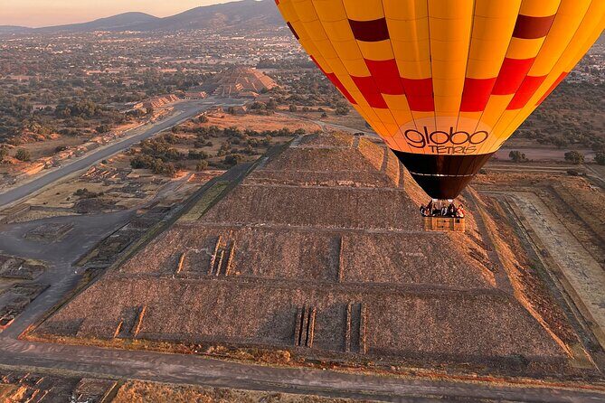 Balloon Flight with Pick Up on CDMX + Breakfast + Pyramids - Why This Tour Is a Great Choice