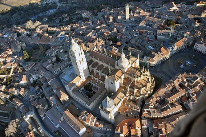 Balloon Rides in Segovia with Optional transportation from Madrid - Who Should Consider This Tour?