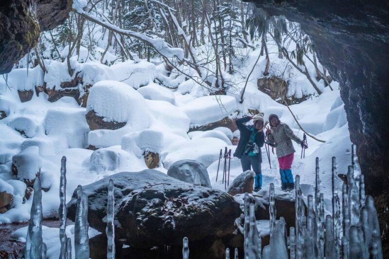 Bamboo Ice Cave: Snowshoe to see a natural phenomenon! - Return Trek and Transportation