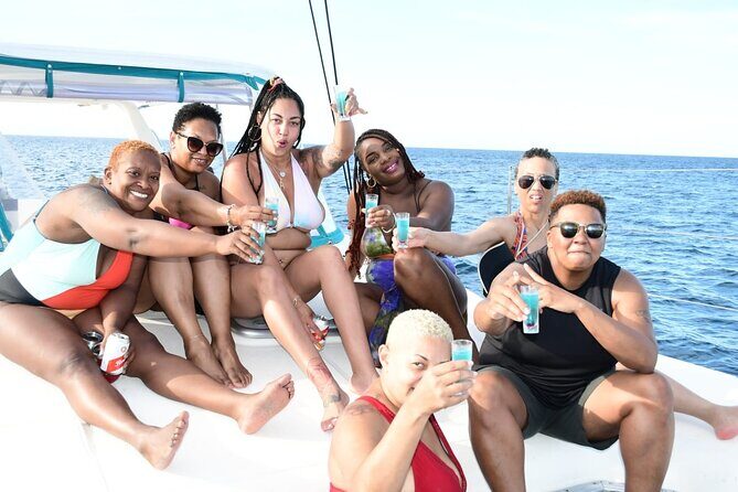 Bamboo Rafting and Catamaran Boat Cruise in Montego Bay - FAQ