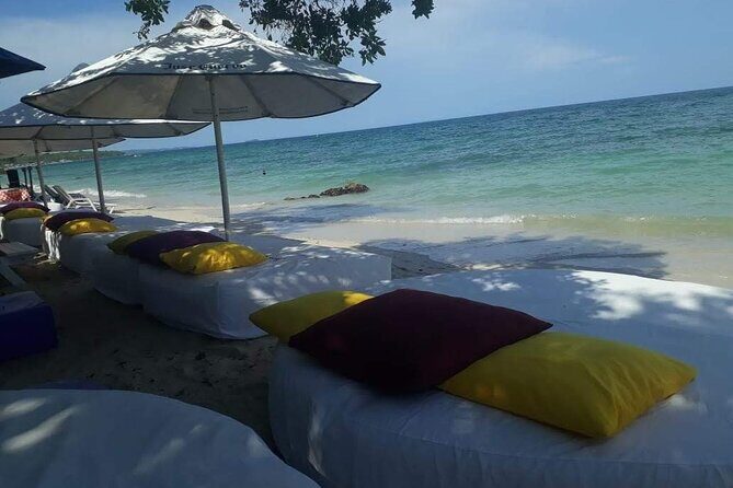 Banana Beach on the white beach of Baru - Is This Tour Worth It?